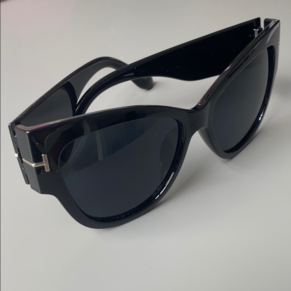 New no name cat eye sunglasses